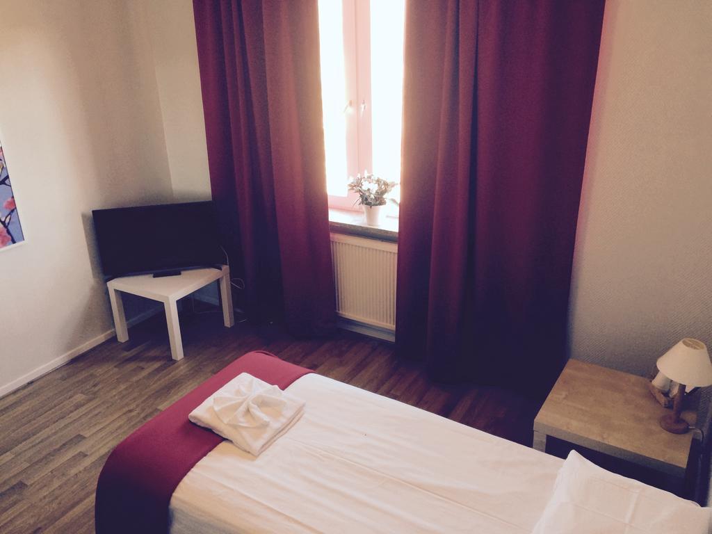 Hotell Oestergyllen Линчёпинг Экстерьер фото